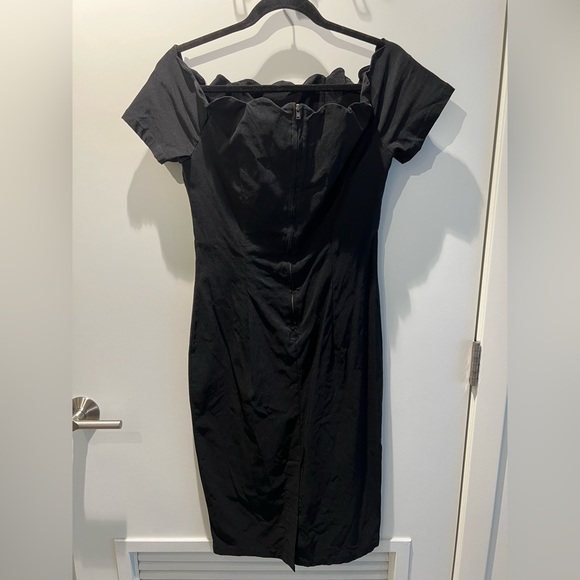BETTIE PAIGE BY TATYANA BLACK SCALLOP DRESS SIZE L - Picture 3 of 4